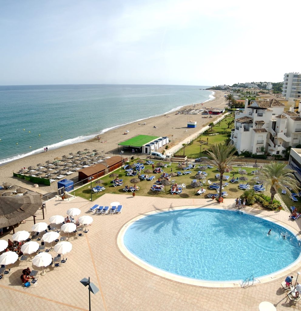 piscina vistas aérea Gran Hotel Costa del Sol